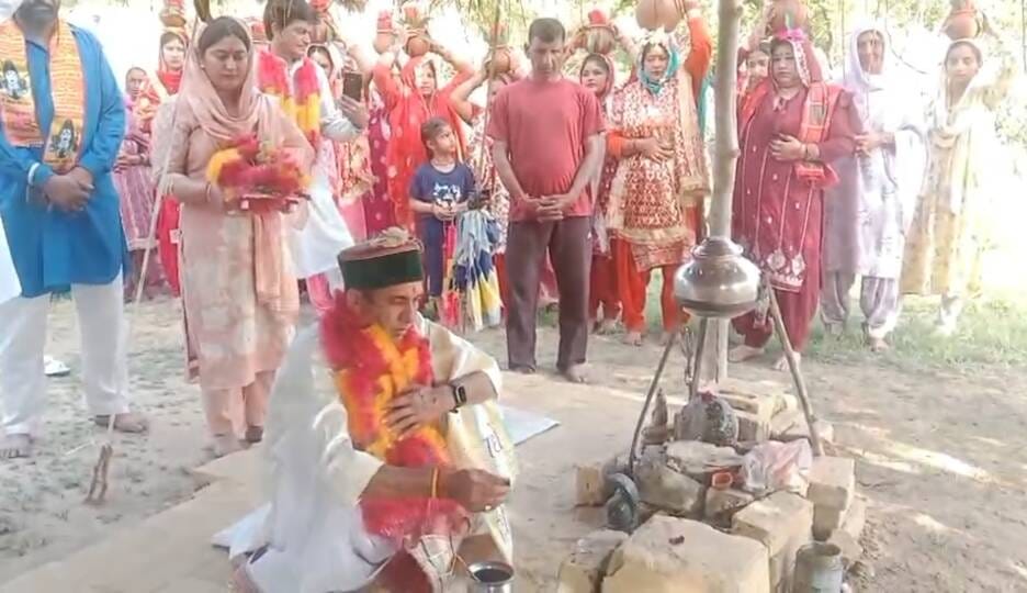 Shrimad Bhagwat Katha begins with Kalash Yatra in Raipur