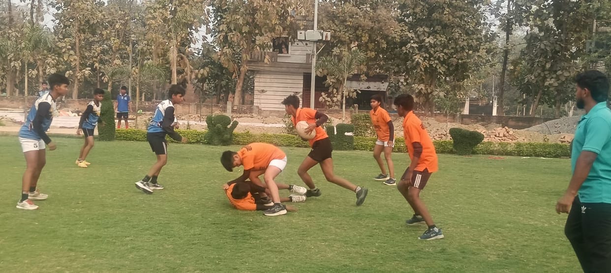 Rugby footballs hit the crossbar 42 times, City Club secures victory with 6 tries