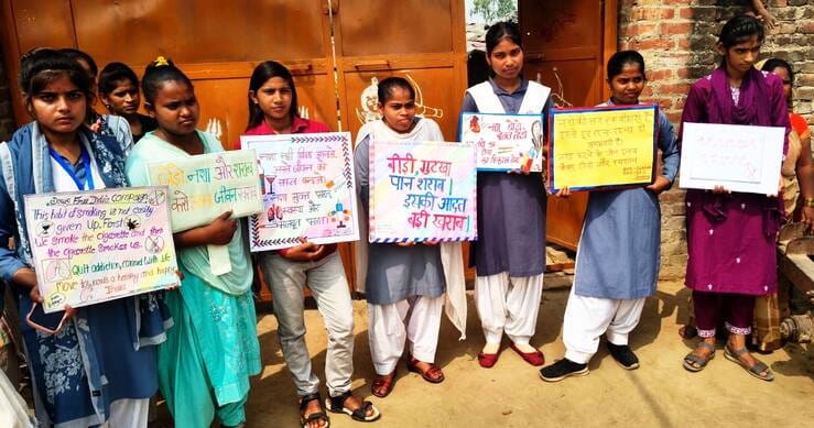 Street play gave the message of de-addiction