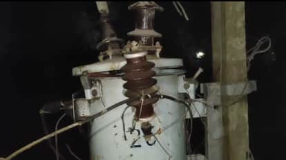 Muzaffarpur Bihar news : thieves came  mid night and stole electric transformer panic in the villagers