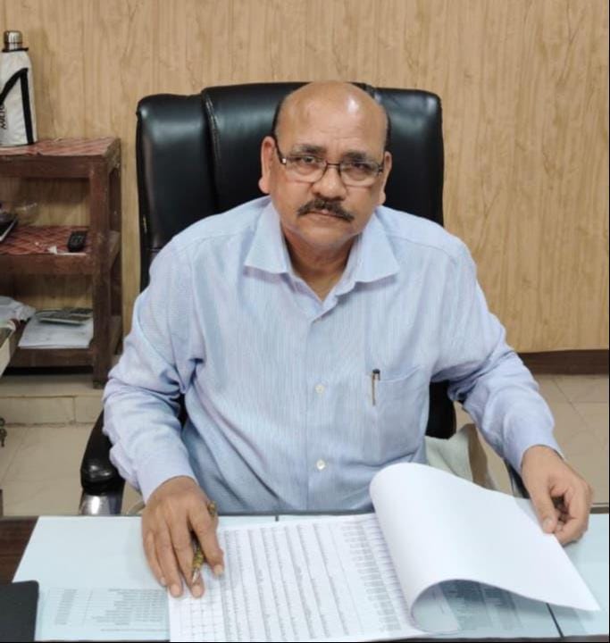 Additional Commissioner of Commercial Tax Department Dinanath took charge.