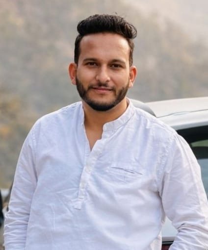 Deepak Mehta was given the command of District Mahasu Youth Front and Media Incharge