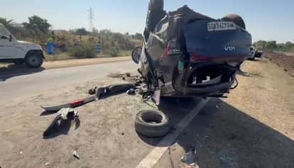Horrific road accident in Bina, speeding car overturns; 2 friends dead, 4 critical