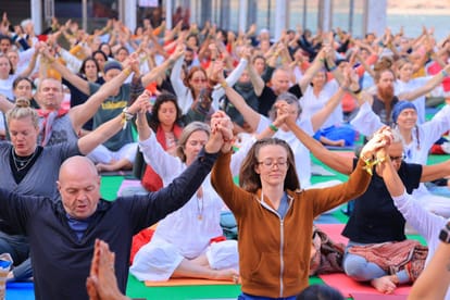 Experts share the esoteric knowledge of pulse and chakras