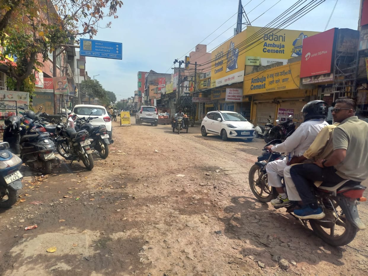 Lack of NOC stalls road construction from Silani Gate to Kuldeep Chowk