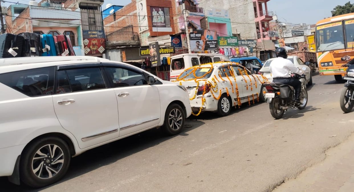 Two hours of traffic jam in Kurebhar, the speed of vehicles stopped