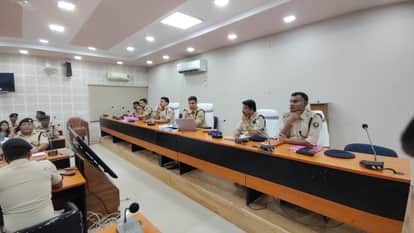 Jehanabad News: Salaries of 38 Police Officers Including 5 Station House Officers Withheld Over Negligence