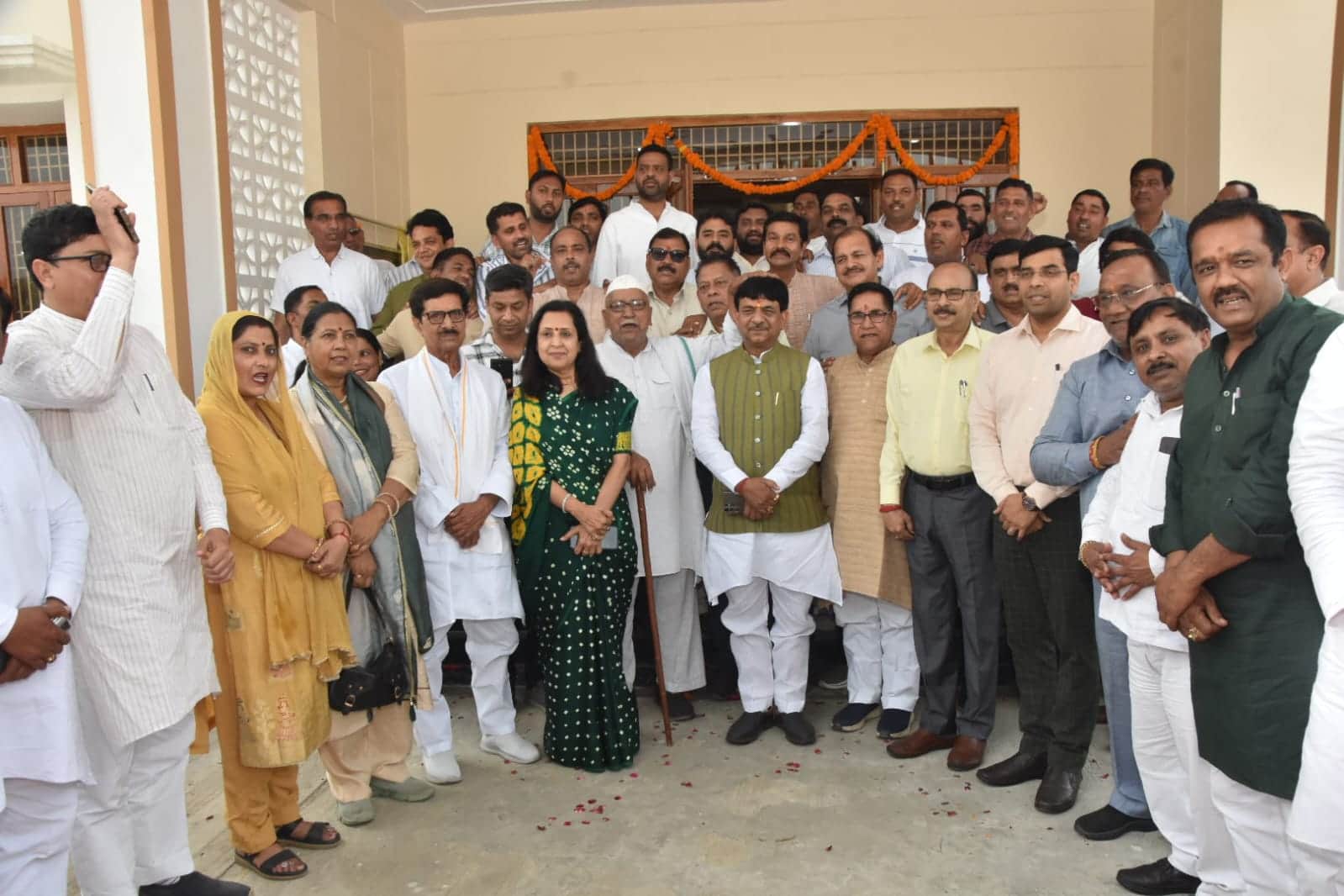 बाईपास पर मखियाली के निकट गेस्ट हाउस के लोकार्पण कार्यक्रम में मौशल विकास राज्यमंत्री कपिल देव