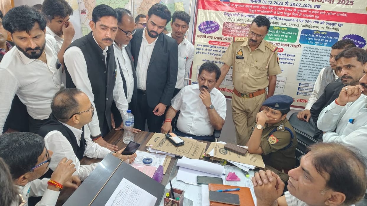 Lawyer enraged by electricity department raid, commotion