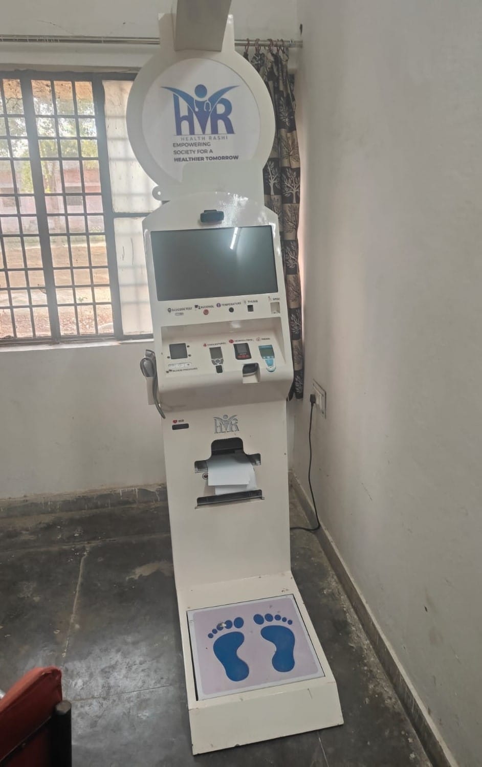 A health ATM will be set up in each of the district hospital and MBS.