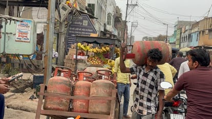 Attempted Cyber Fraud via Fake Links Under Guise of LPG Booking Protests in Several Areas Due to Gas Crisis
