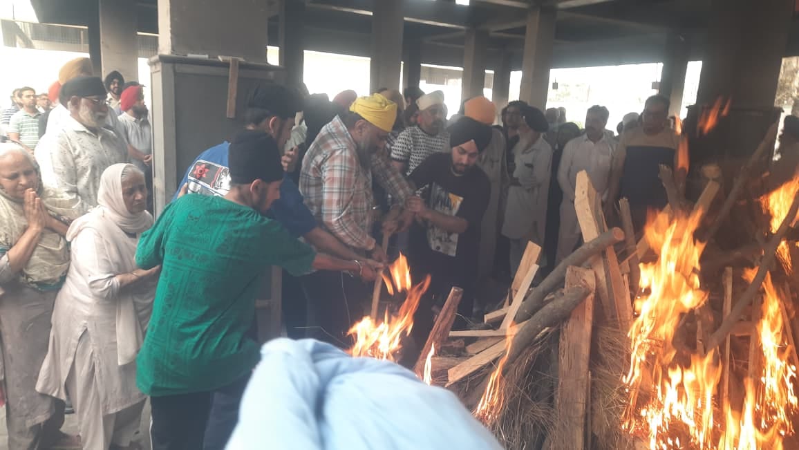 Last rites of Udhampreet Singh, who was a victim of a road accident in Canada