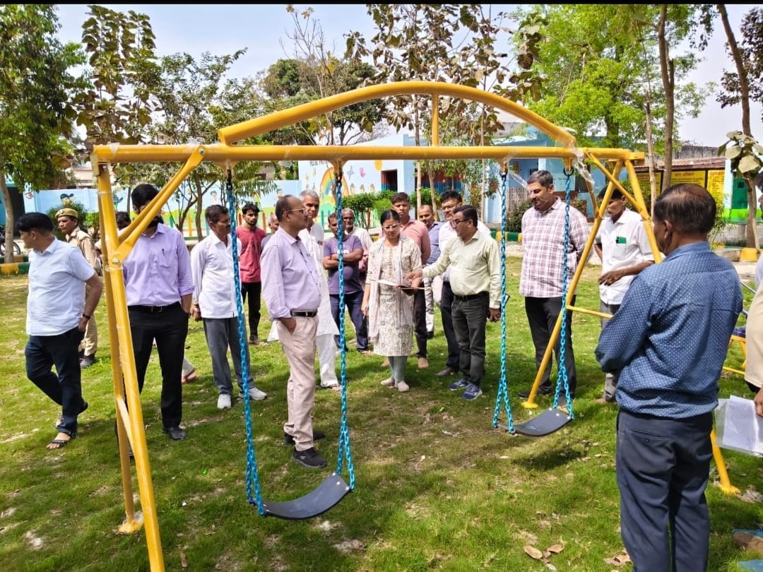 Entertainment equipment will be installed in six council schools, the team inspected the schools.