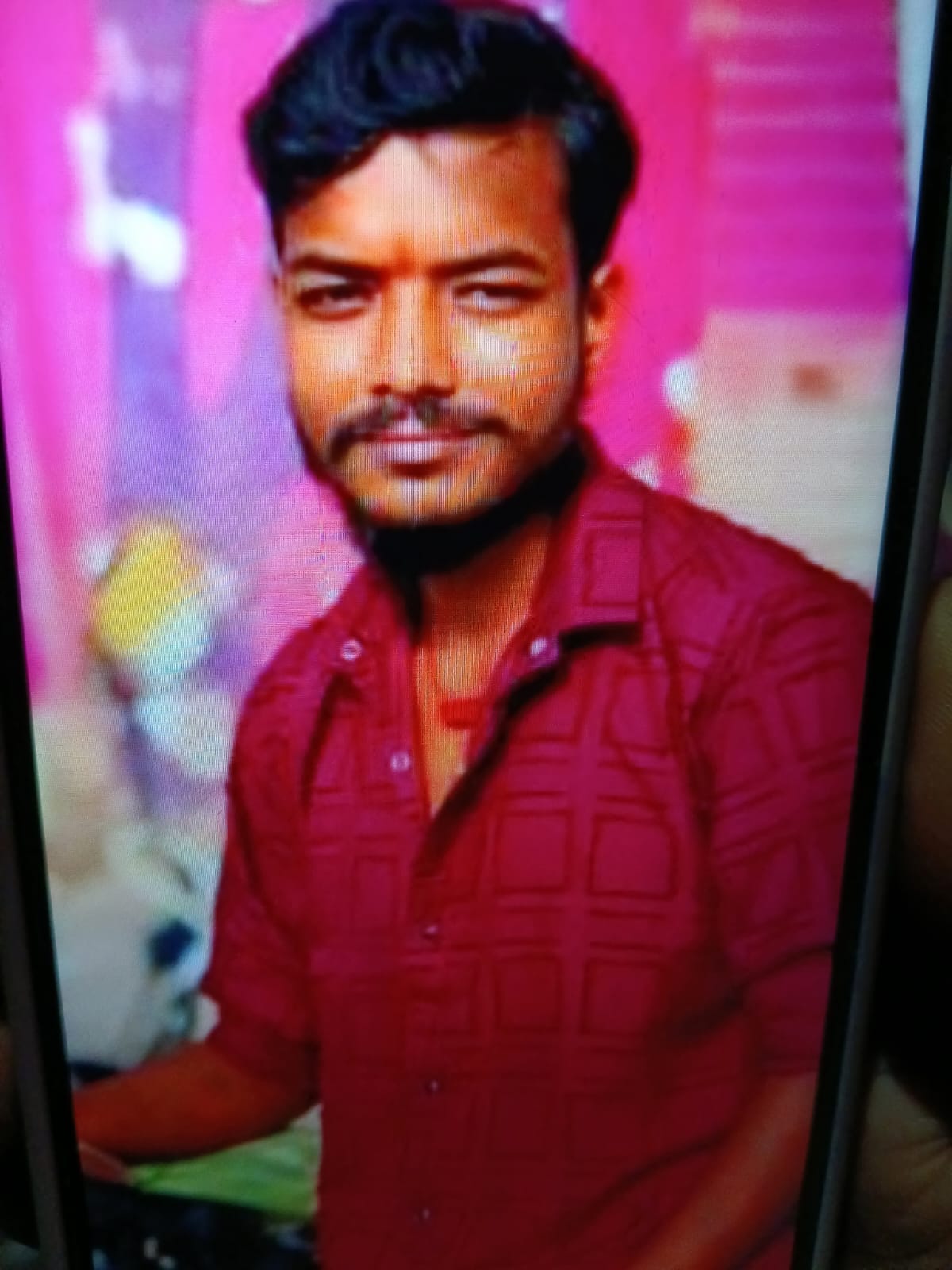Husband killed, wife injured as bike crashes into parked trailer