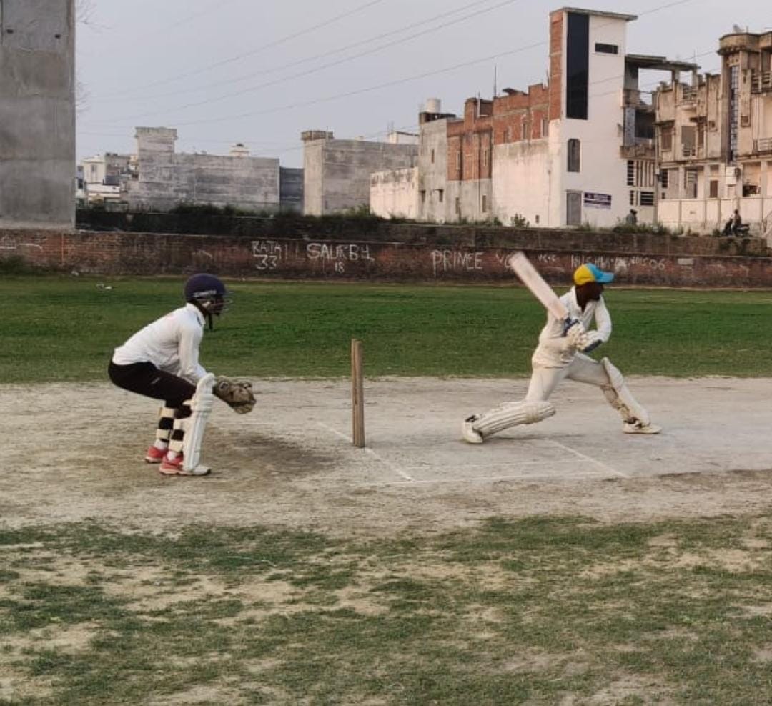 VCC Mau scored 446 runs in 40 overs, JCA Azamgarh lost by 239 runs.