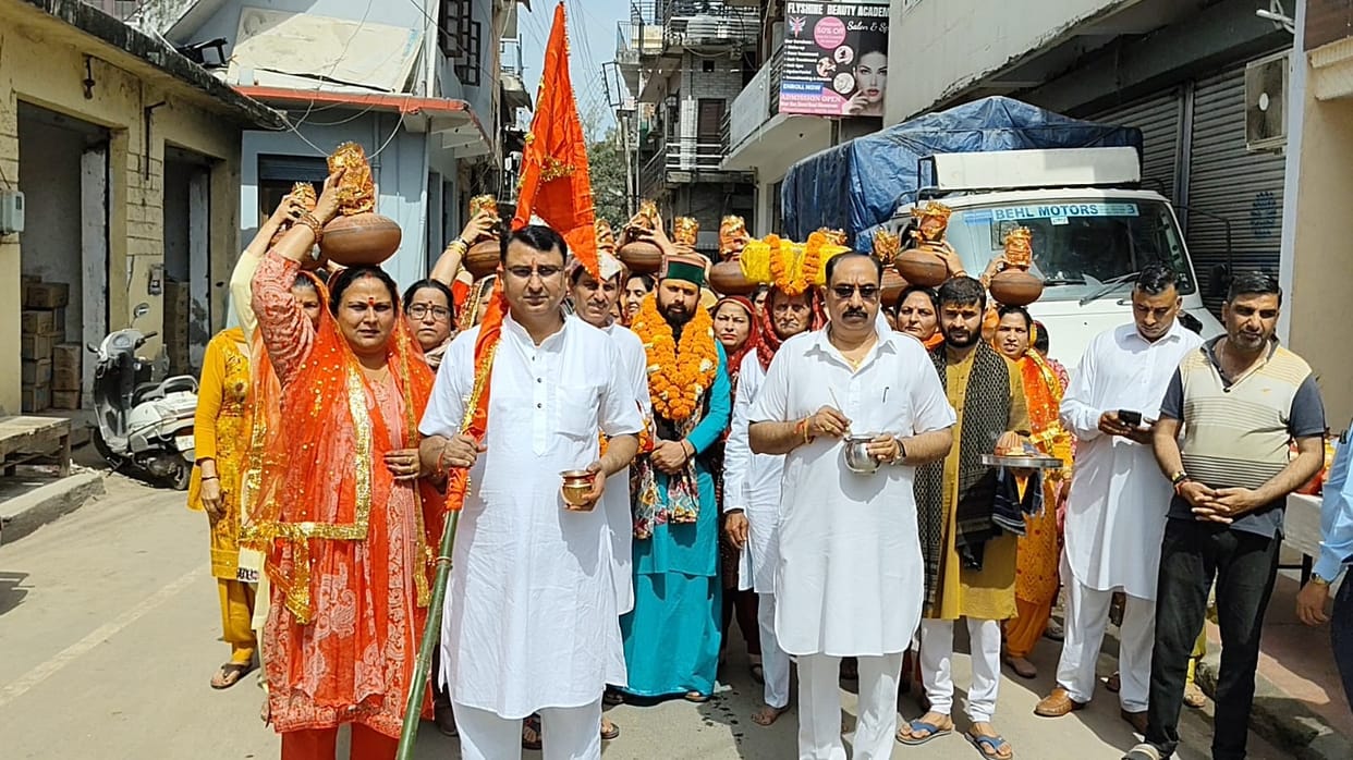 Bhagwat Katha gives the right direction to human life: Acharya Ankush