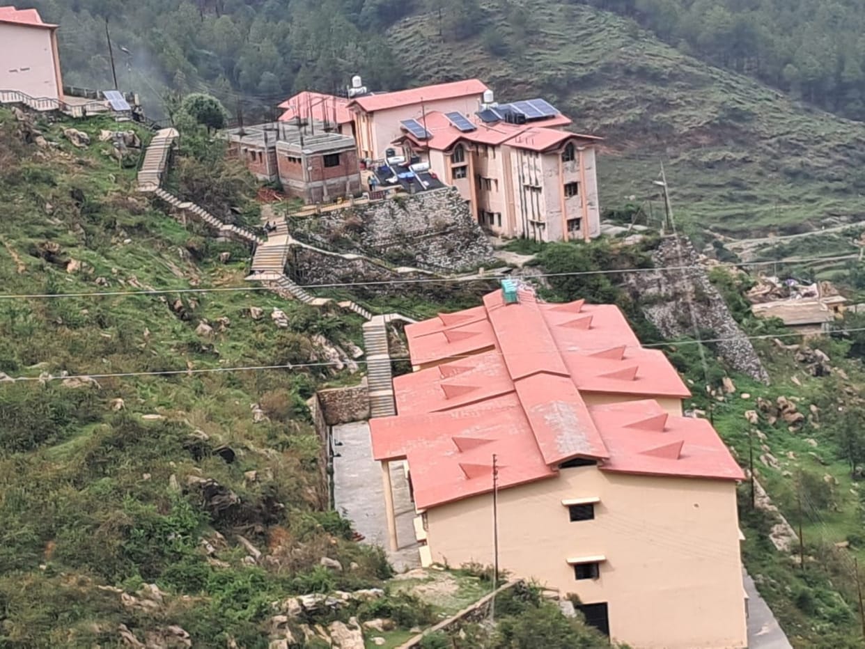 Even after 24 years, the Rajiv Gandhi Navodaya Vidyalaya hostel has not been built.