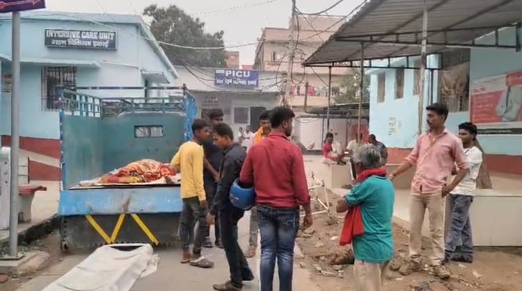 Bihar News: बिहार में युवक की पीट-पीट कर हत्या, चोरी के शक में भीड़ बनी जल्लाद! गांव में तनाव का माहौल