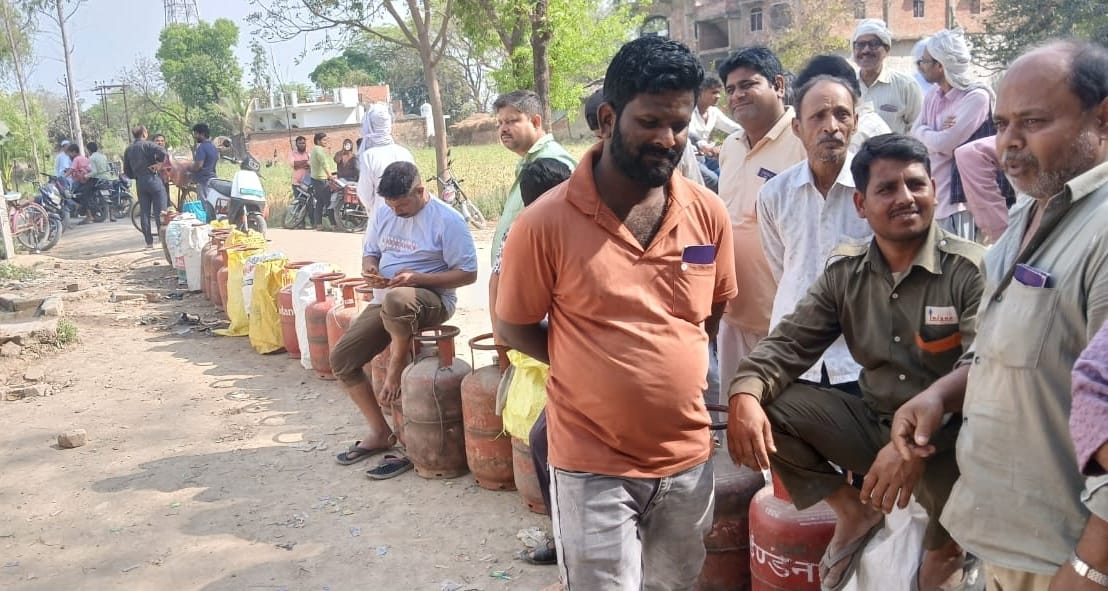 Cylinder booking resumes on the sixth day, security beefed up at gas agency warehouses