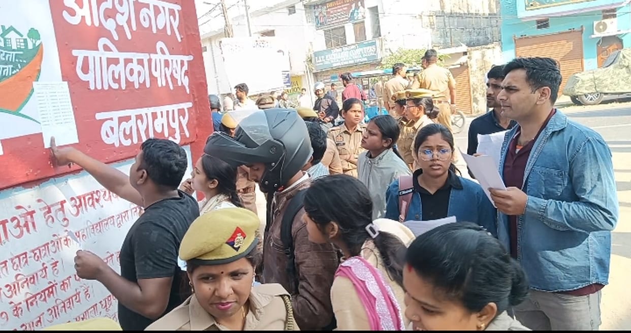 2772 candidates took the sub-inspector recruitment exam at six centers