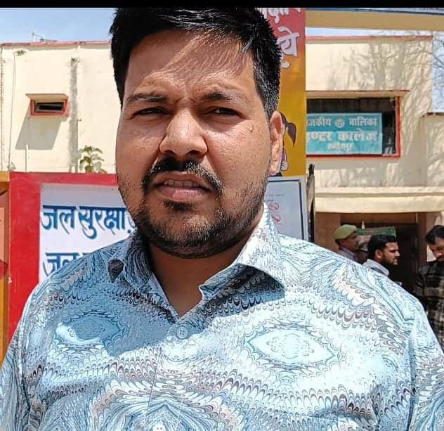 फोटो 14 एचएएमपी 10- सत्यम, मुरादाबाद।