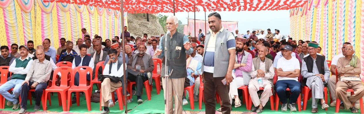 Drinking water shortage in many villages including Kuftu, villagers demanded solution