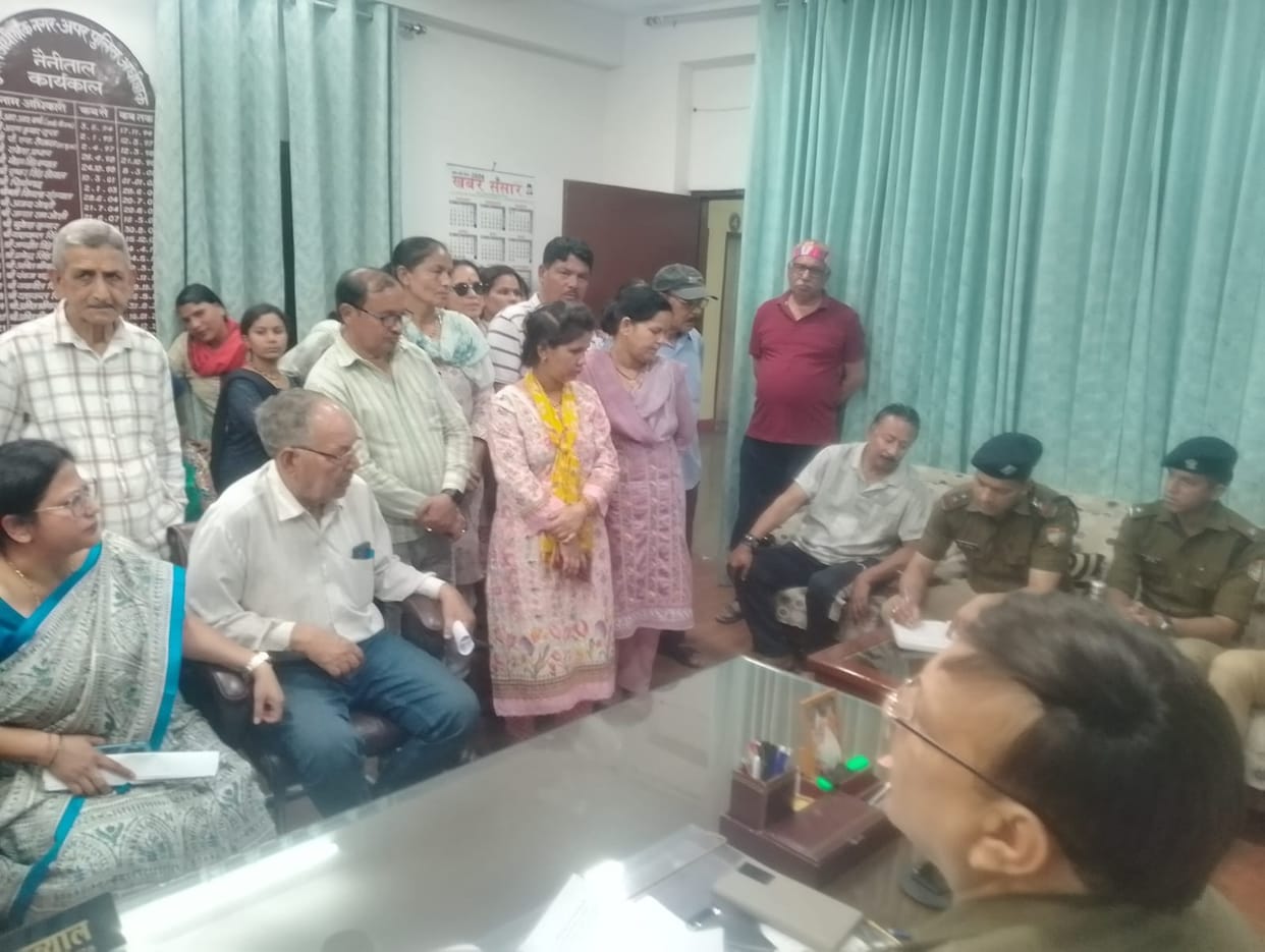 Residents of Damuwadhunga have become vocal against the sale of intoxicants.