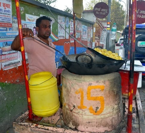 Crisis over the Livelihoods of Small Shopkeepers