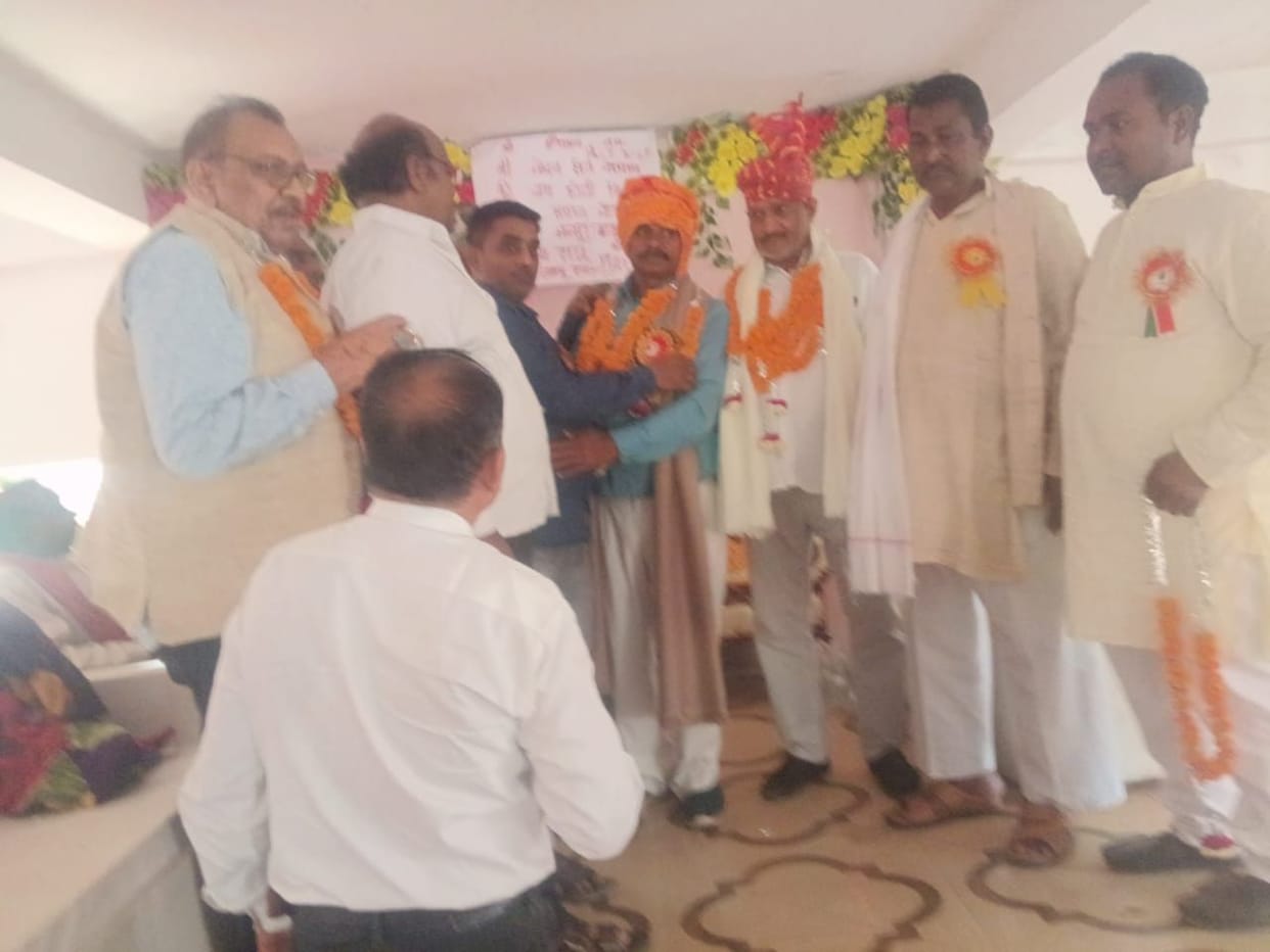 Lalluram Modanwal became the Chaudhary of Halwai community