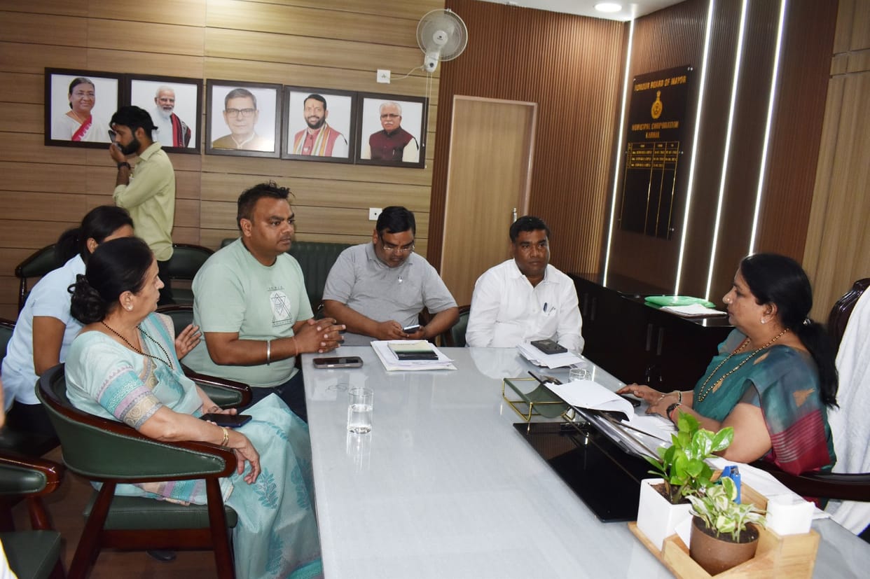 Eight tenants of Bakra Market will have to vacate their shops within seven days.