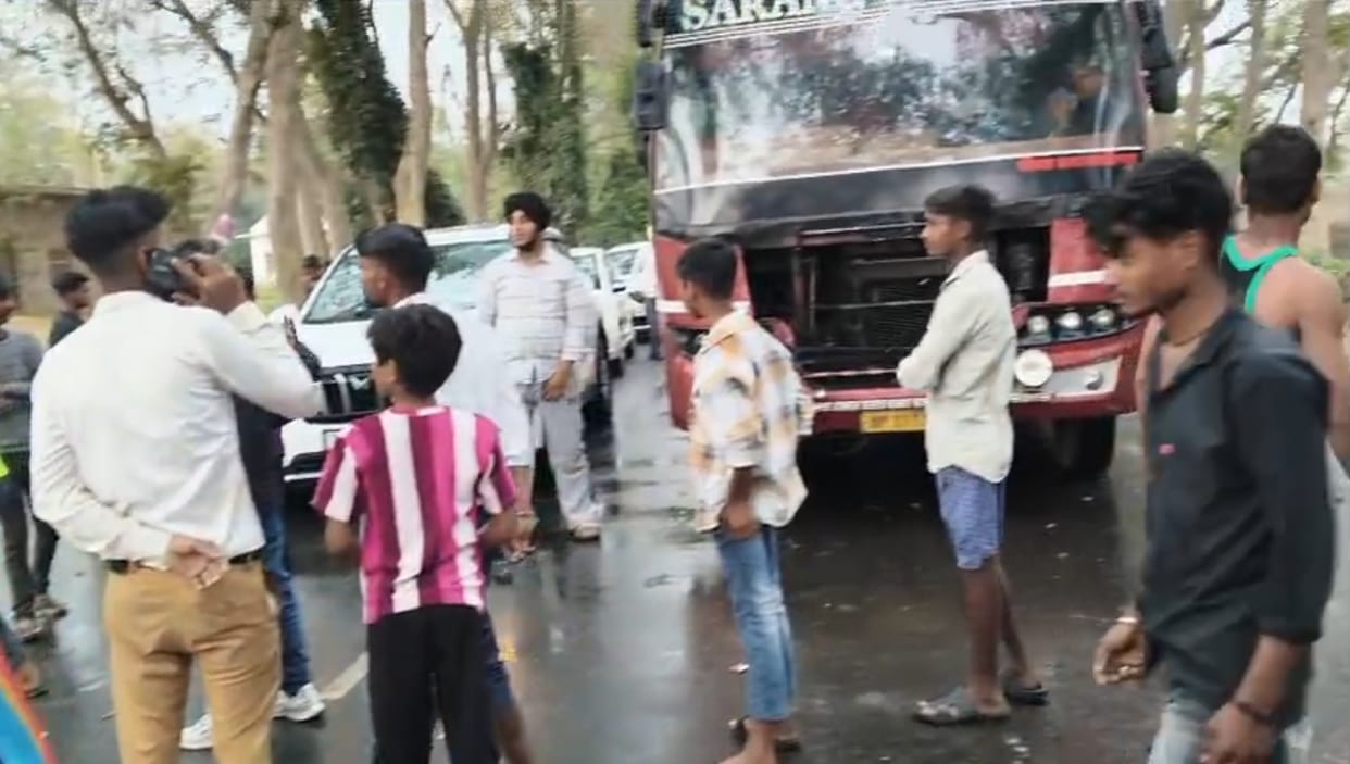 Half-eaten body of a teenager found in Sharda river, crocodile attack suspected