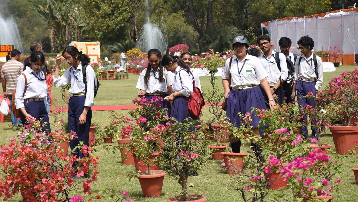 Begum Sikander, Shubhra and Chitra steal the hearts of flower lovers