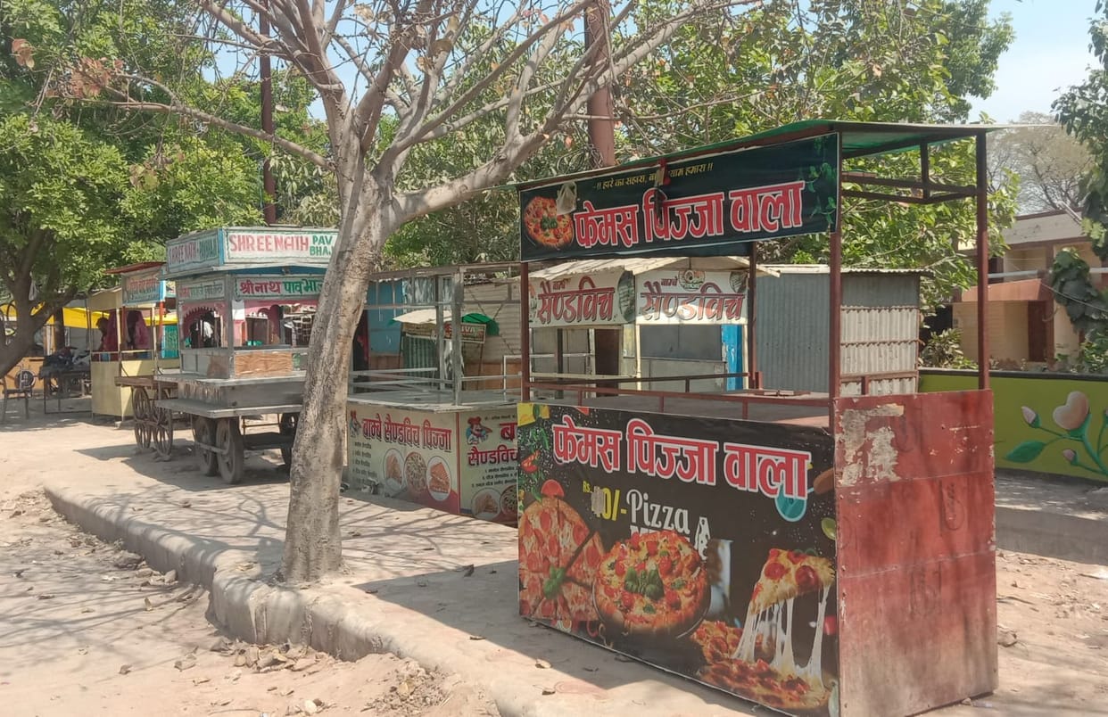 The gas truck did not arrive, consumers kept wandering for cylinders...fast food corners closed.