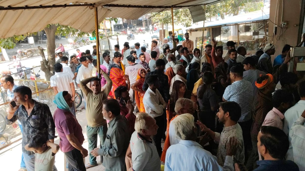 mainpuri news lpg crisis