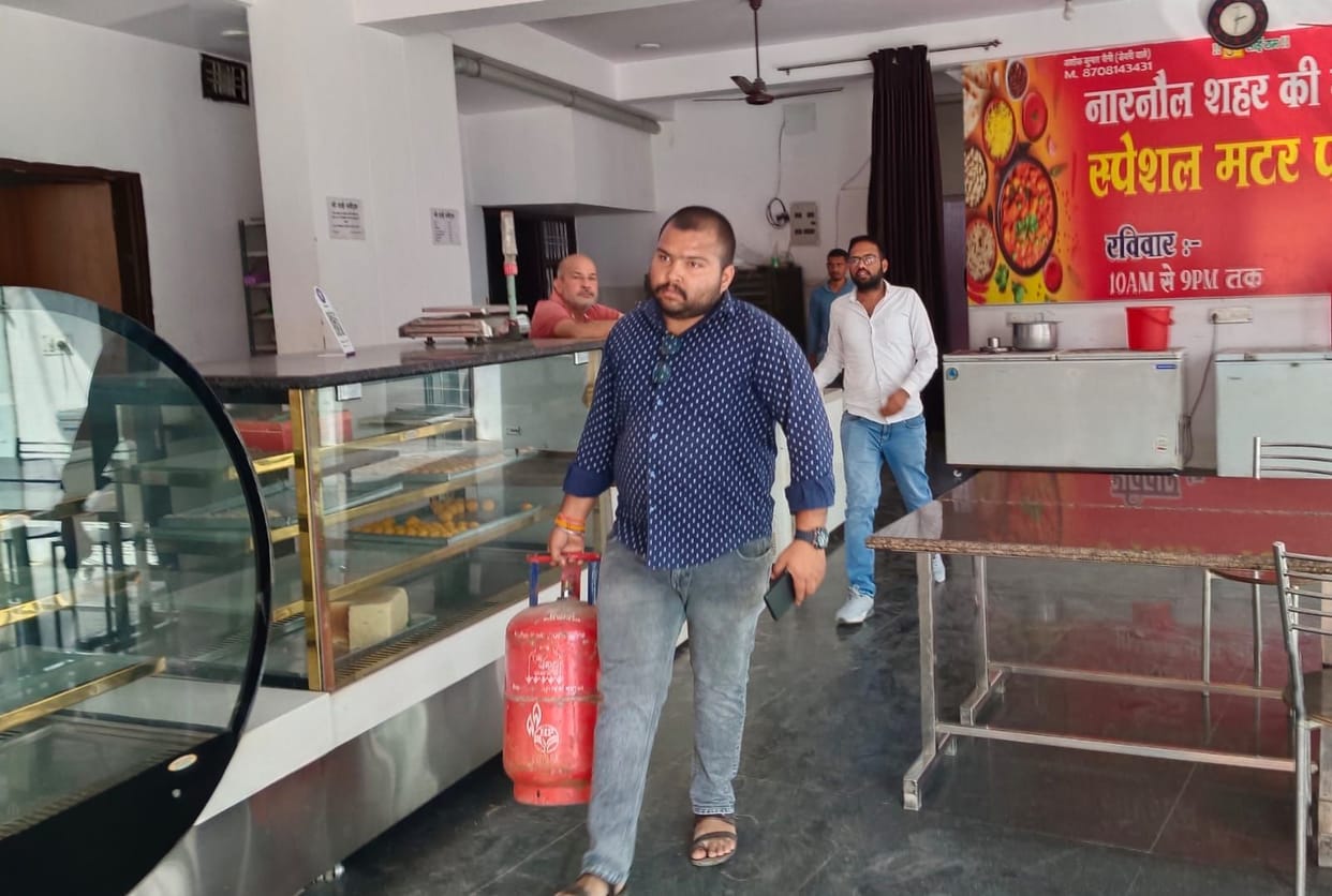 21 Cylinders Seized for Commercial Use of Domestic Gas