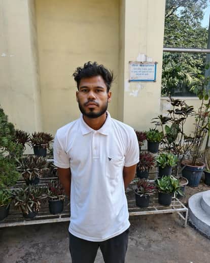 Delivery Boy Beaten Up Inside Gas Office Incident Caught on CCTV Accused Sent to Jail