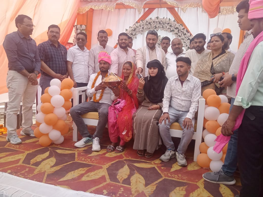 136 Couples Tie the Knot in Jaitipur