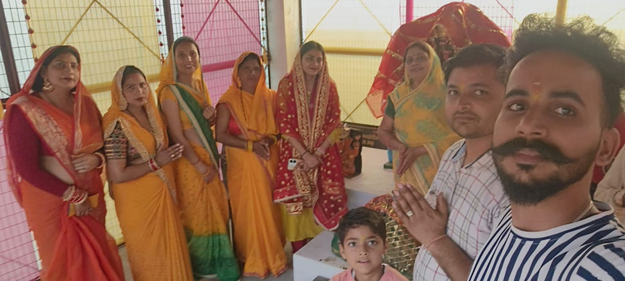Bhajan-Kirtan in Khatu Shyam Temple, devotees attended