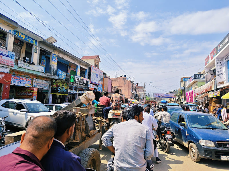 Weekly traffic jams and encroachments, even the no-entry for heavy vehicles is ineffective.