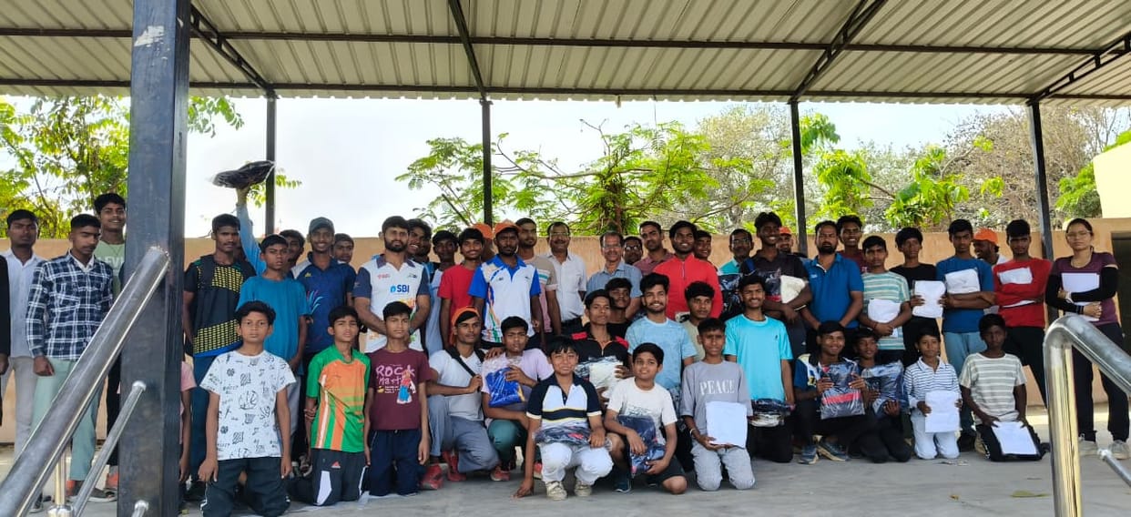Lallan Prasad in handball and Little Flower team champion in basketball