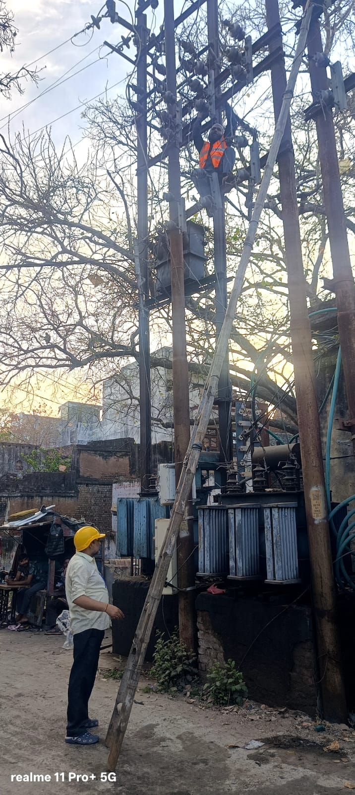 Electricity supply to 10,000 city consumers remained disrupted for three hours.