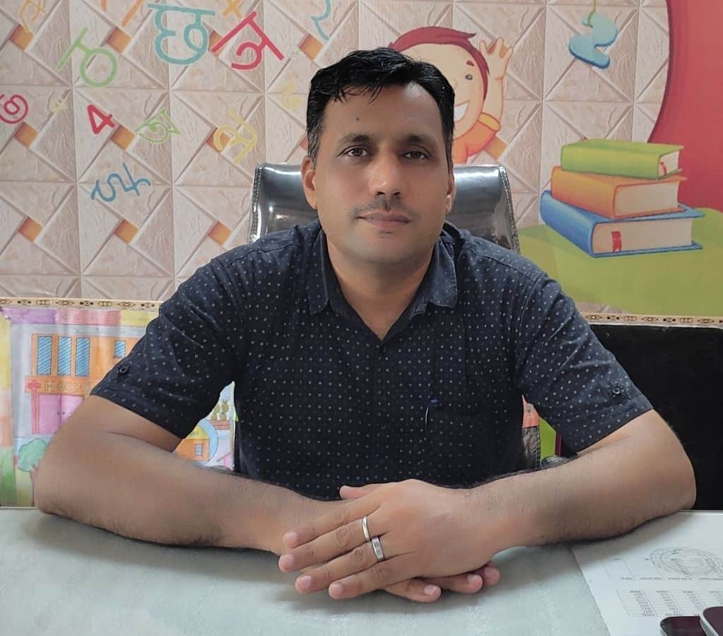 15जेएनडी10: राजेश वशिष्ठ।