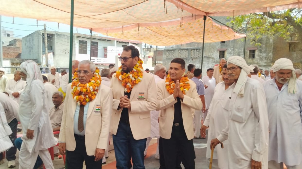 Gulia Khap Teesa welcomed the basketball players