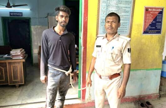 गिरफ्तार आरोपी