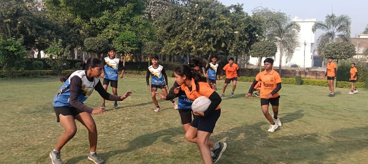 Priyanshi and Riya's performance helped LBS beat United 20-15 to reach the final.