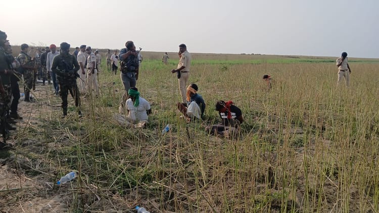 Bihar: पंडारक दियारा में पुलिस-STF की बड़ी कार्रवाई, गोली लगते ही दबोचा गया बदमाश; हथियारों का जखीरा बरामद