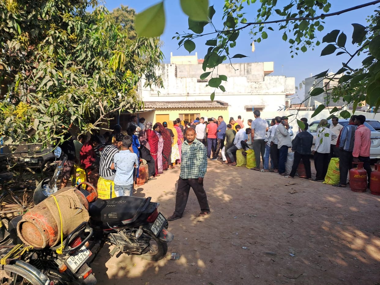 Laxity made people careless, now they are sweating in the queue.