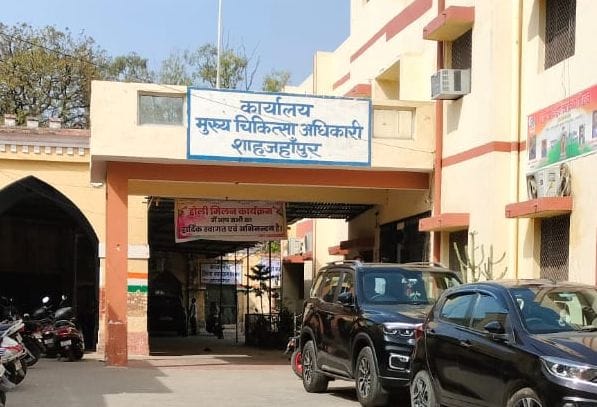 Notices Sent to Beneficiaries; Accountant's Statements Recorded; Desk Assistant Remains Absent