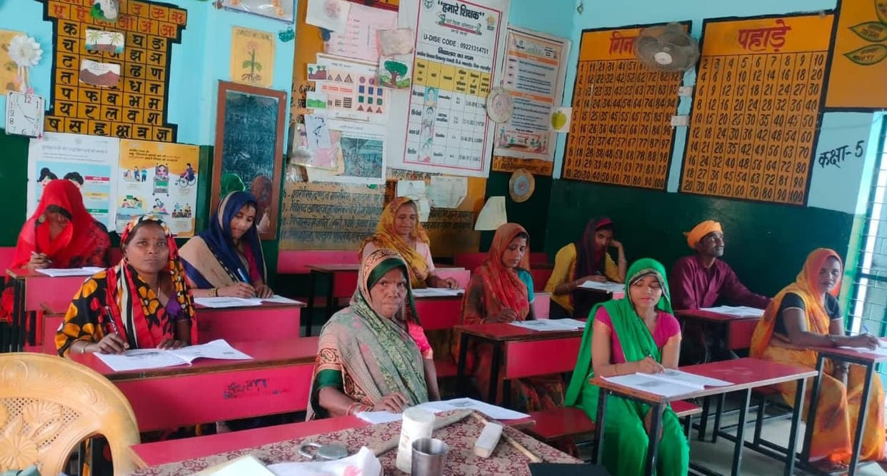 Elderly and Young People Appear for New Literate Examination