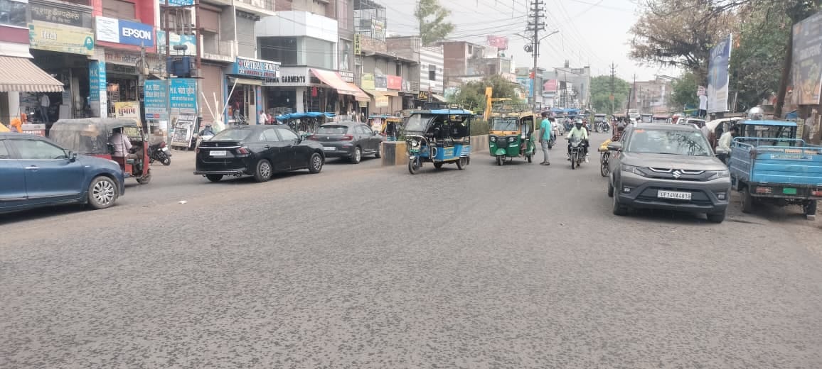 Strong winds and rain damage crops, farmers worried